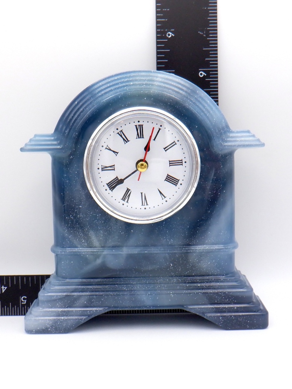 Handmade Resin Clock - Picture 10 of 12